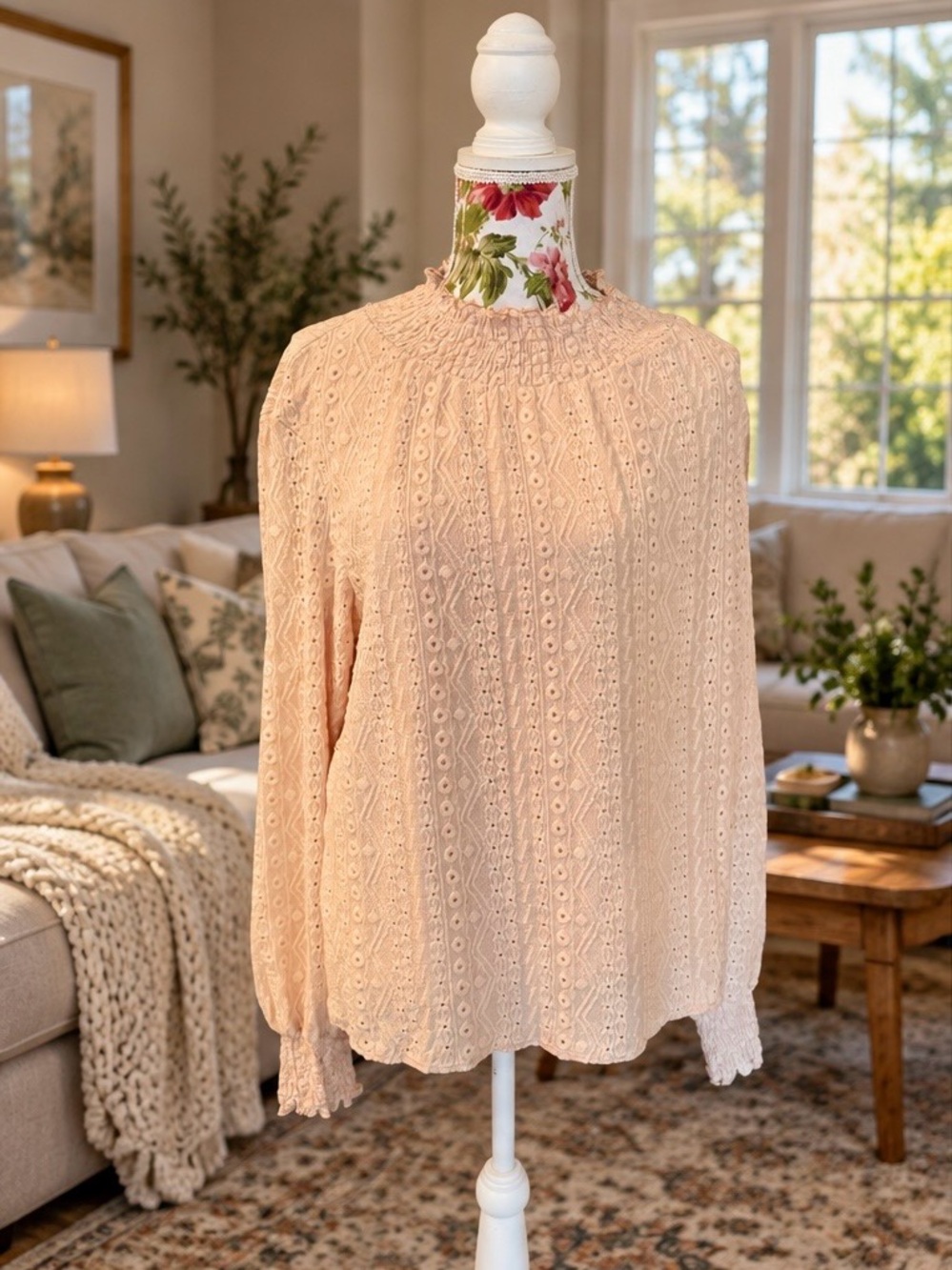 NWT Cupshe Beige Eyelet Mockneck Poet Sleeve Blouse XL